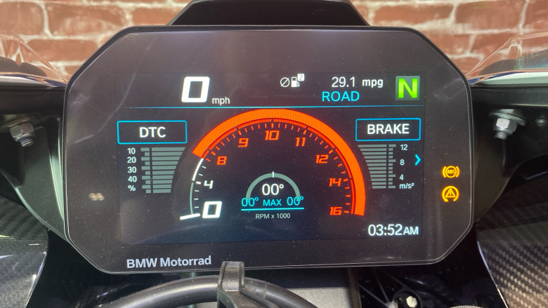 BMW M1000 RR